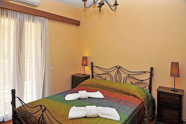 Molivos Sunset Apartments มิธิมนา ภายนอก รูปภาพ